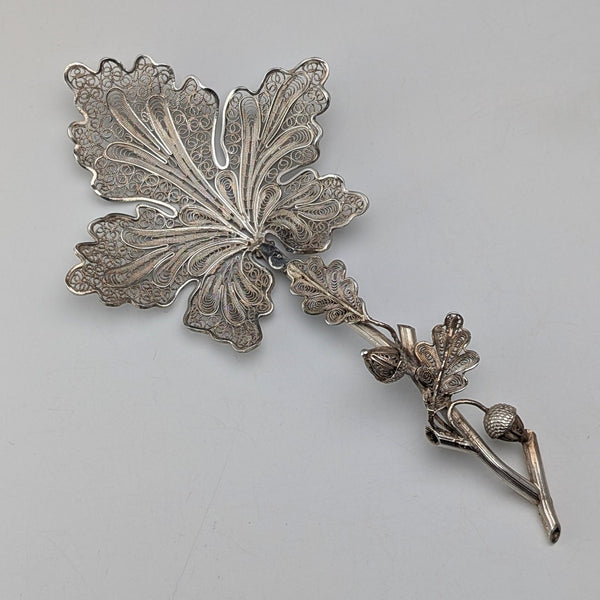 Antique sterling silver filigree leaf design tea caddy spoon